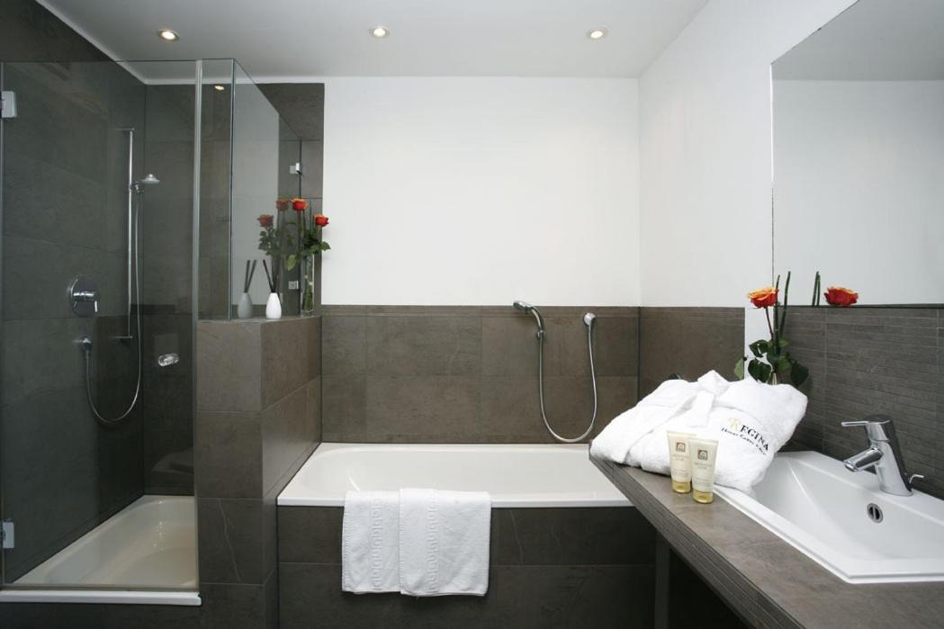 Hotel Regina -Garni Köln Esterno foto